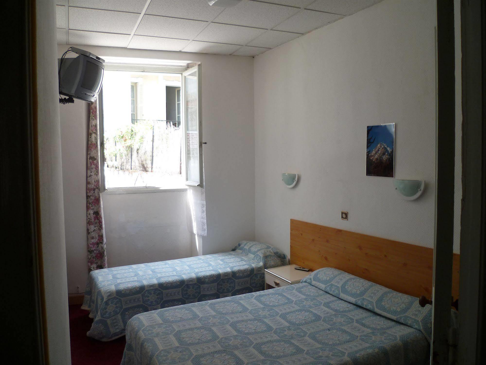 Hotel Marial Lourdes Kültér fotó